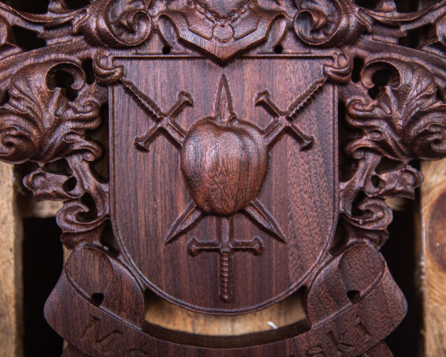 Personalized Wood Family Crest Sign - Wedding Crest - Established Date - Family Name Sign - Wood Wall Art - Unique Handmade Gift