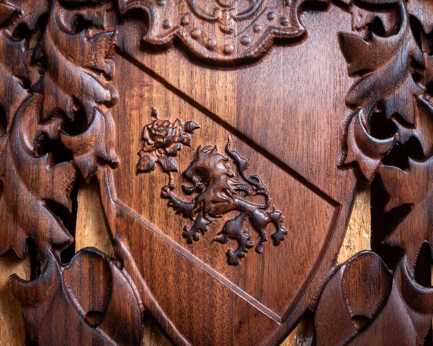 Custom Family Crest - Traditional 5 Year Anniversary Gift - Coat of Arms - Family Name - Unique Handmade Gift