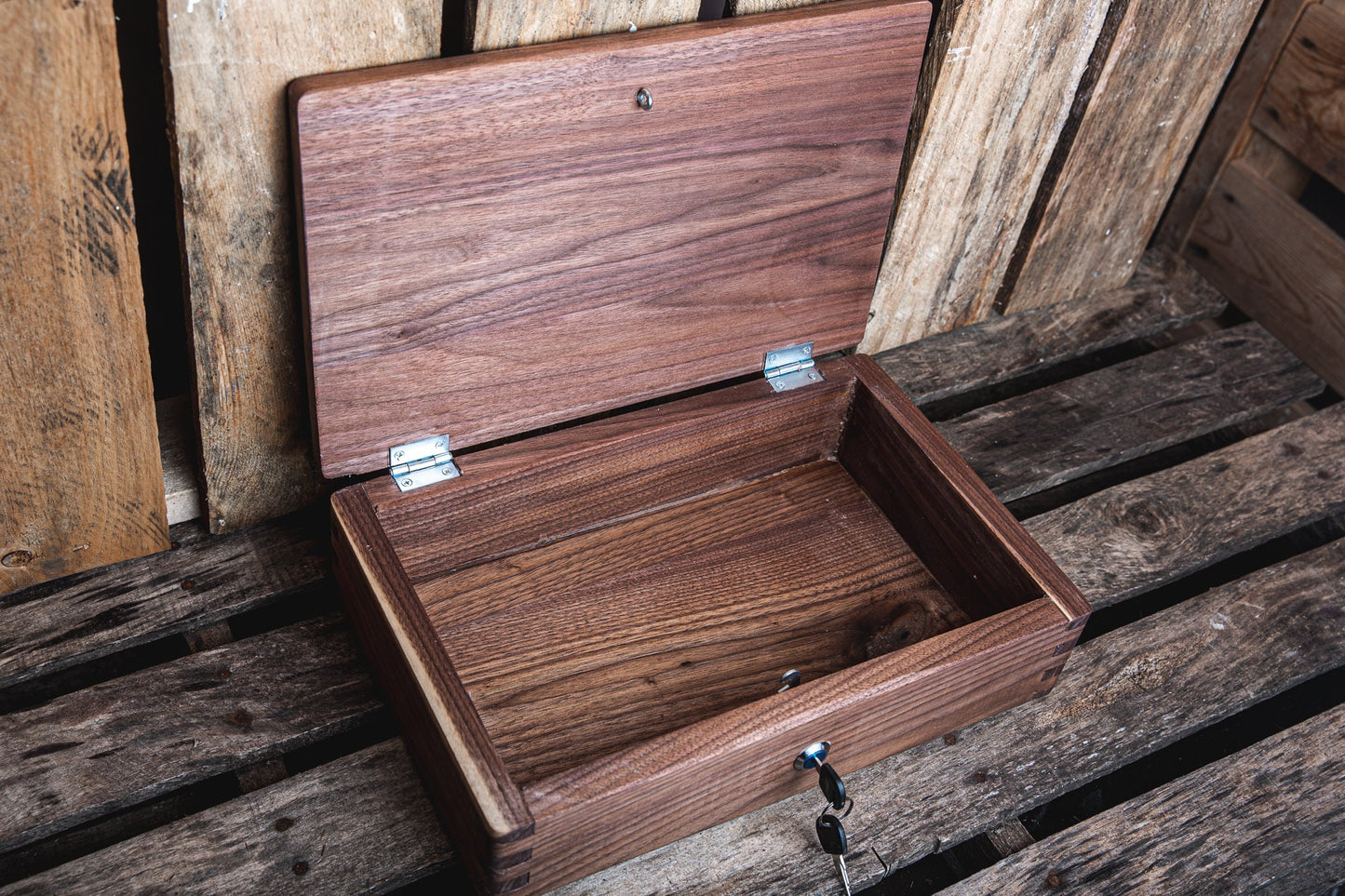 Custom Handmade Keepsake Box | Storage Box | Locking Chest | Gifts for Him | Personalized Handmade Gift